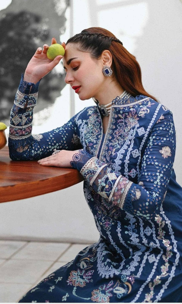 SP 2545-3 Piece Unstitched Heavy Embroidered Pure Lawn Suit with Four Sided Embroidered Organza Dupatta