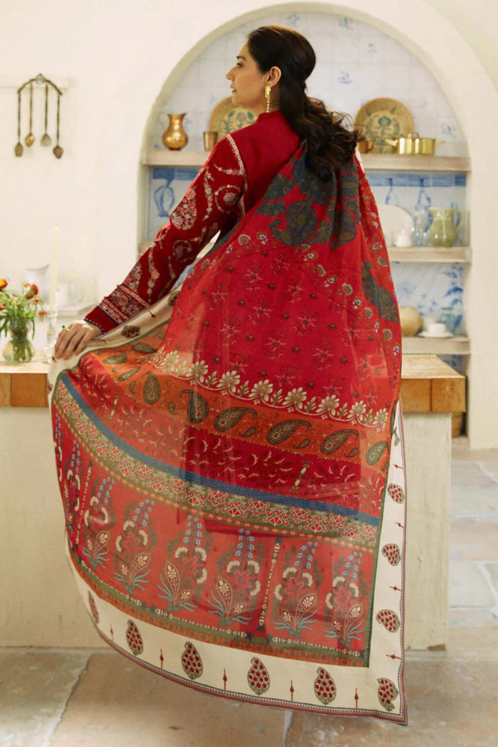 ZS 2550-3 Piece Unstitched Heavy Embroidered Pure Lawn Suit with Fine Printed Poly Lawn Dupatta