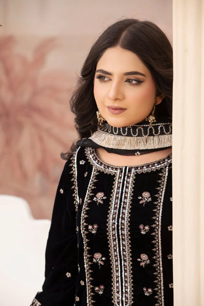 3 Piece Luxury Embroidered Velvet Suit | Velvet Luxe