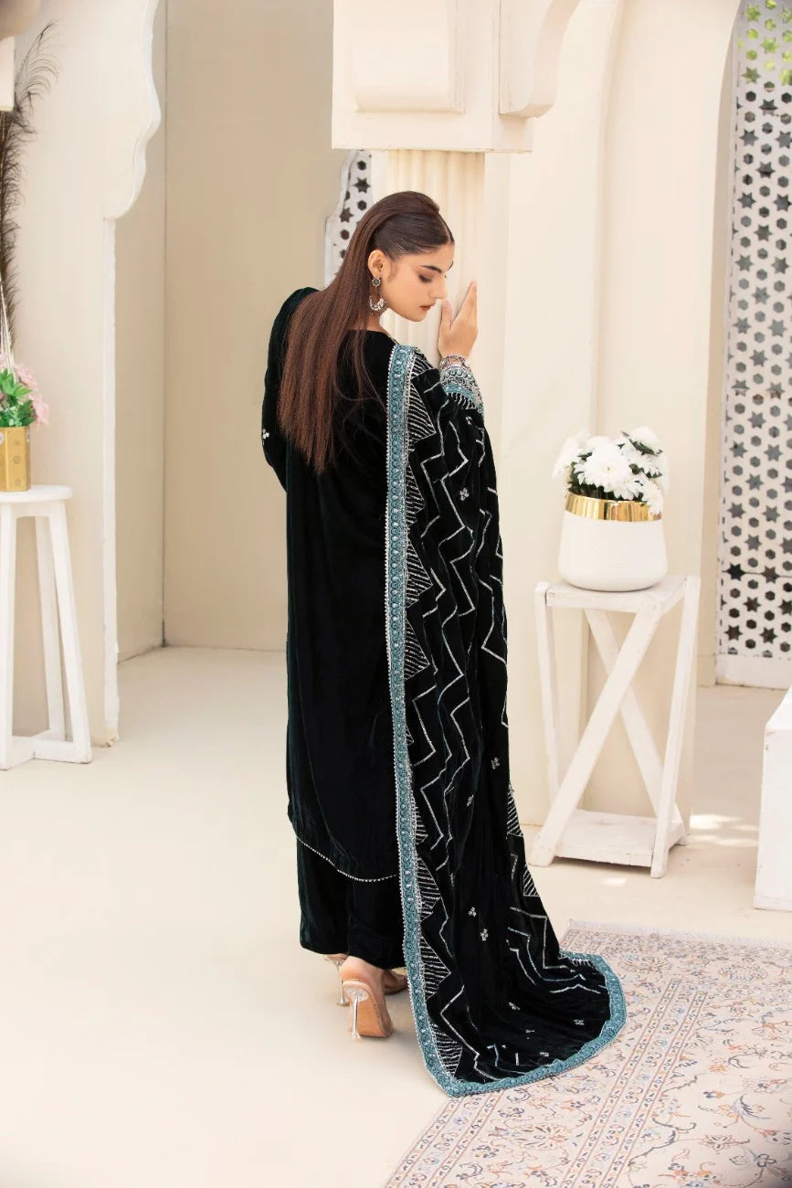 3 Piece Unstitched Embroidered Velvet Suit | Velvet Luxe