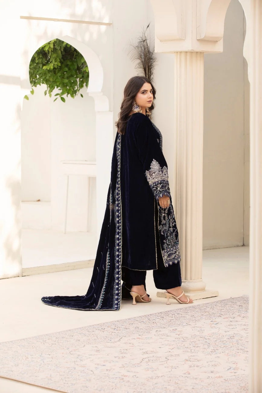 3 Piece Unstitched Embroidered Velvet Suit | Velvet Luxe