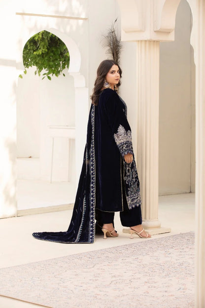 3 Piece Unstitched Embroidered Velvet Suit | Velvet Luxe