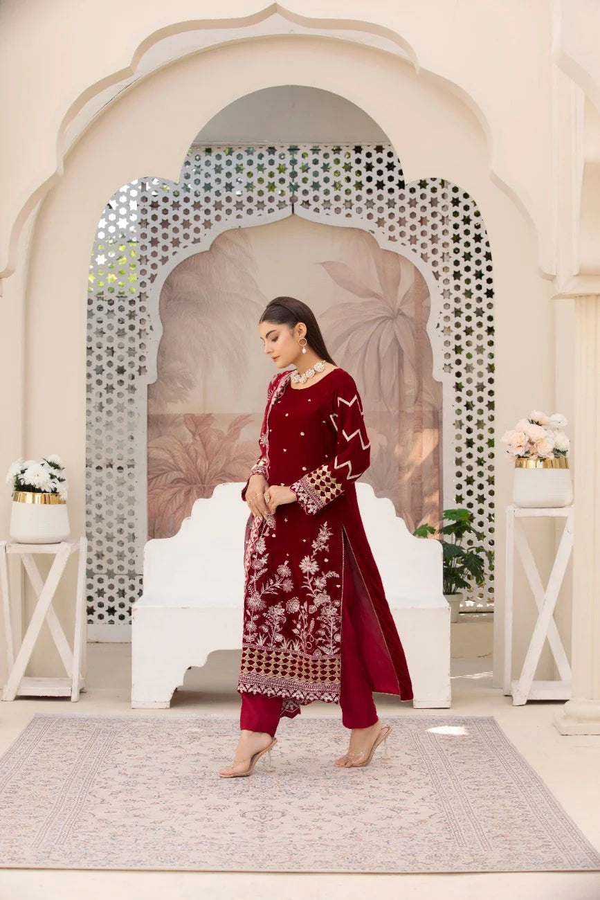 3 Piece Unstitched Embroidered Velvet Suit | Velvet Luxe